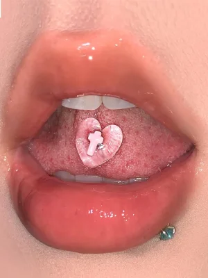 Body-Jewellery-Pearls-Resin-Heart-Tongue-Stud-1 body piercing jewellery