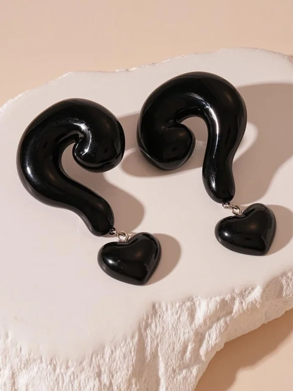 cute-earrings-question-mark-shape-5 cute ear studs