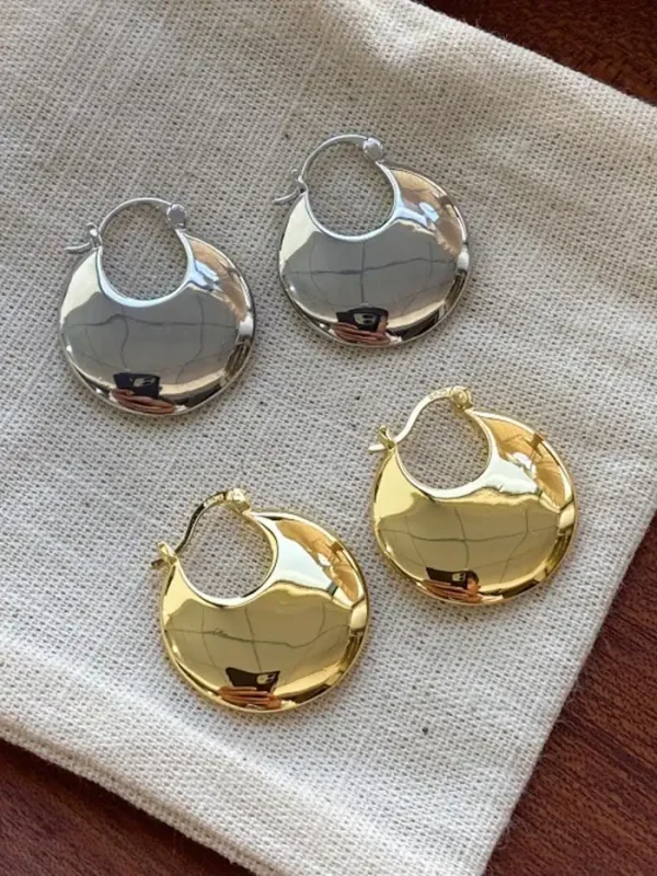 ear-piercing-jewelry-basic-frisbee-ear-studs-2 gold earrings