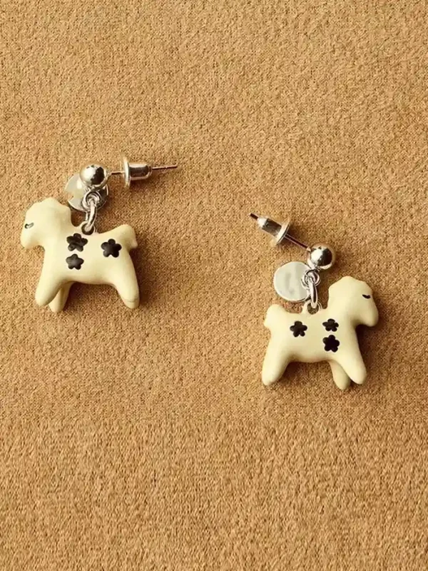 ear-piercing-jewelry-enamel-pony-ear-studs-2 Material: enamel, sliver stud Color: white Quantity: 1 pair/ set
