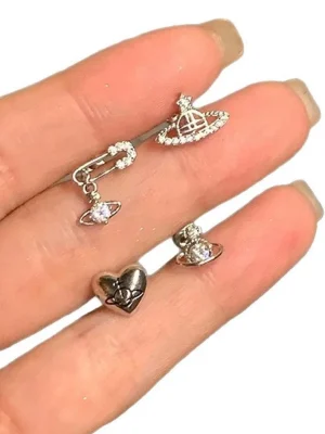 ear jewellery