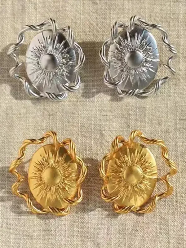 ear-piercing-jewelry-rising-sun-ear-studs-2 gold earrings