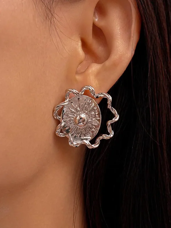 ear-piercing-jewelry-rising-sun-ear-studs-3 sliver earrings