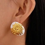 fashion-earrings-relief-daisy-patteren-2 vintage earrings