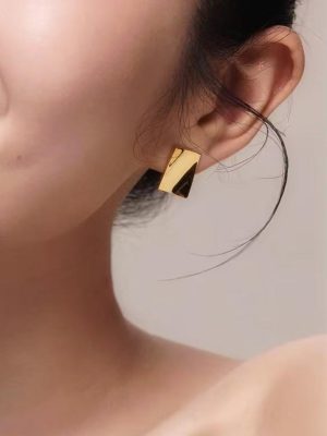 basic earrings