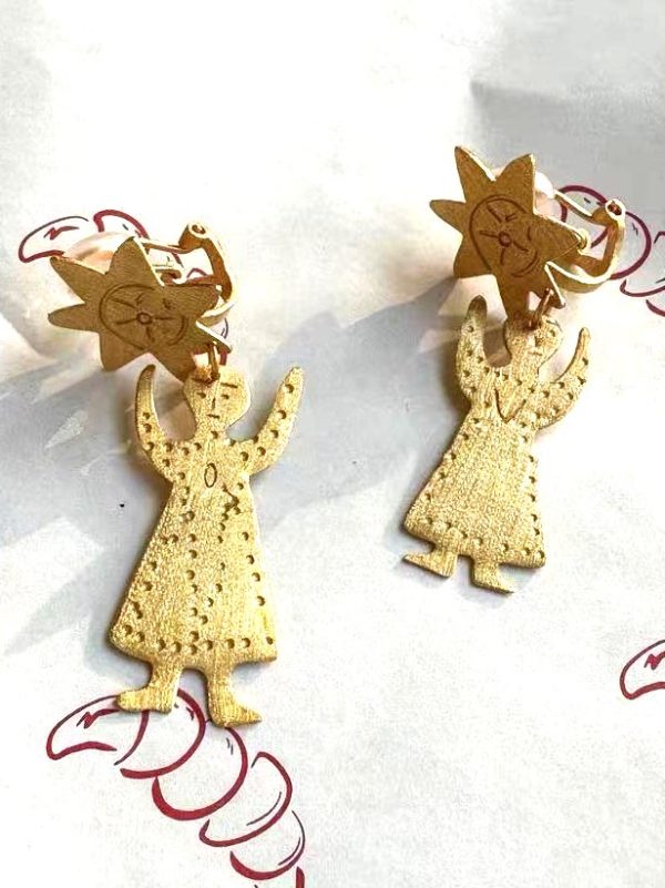 gold-earrings-lucky-girl-2 cute earrings