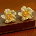 golf-earrings-pretty-bauhinia-2 gold earrings