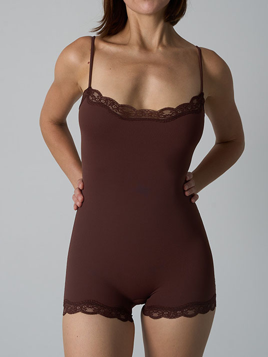 women-shapewear-spahetti-strap-bodysuit-9 seamless shapewear