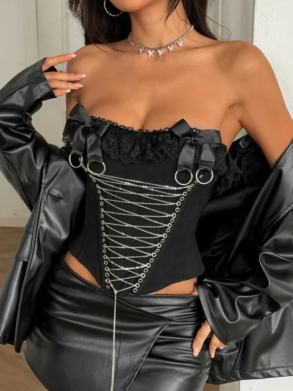 lace-edged-black-corset-top-4 club outfit